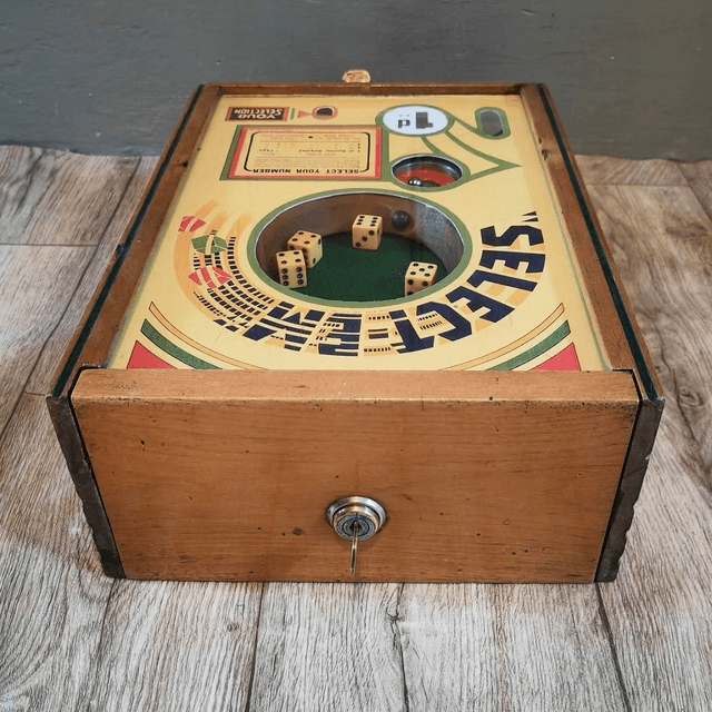 Select em trade Stimulator gumball machine 