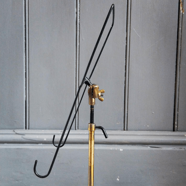 Antique Shop Display Fittings