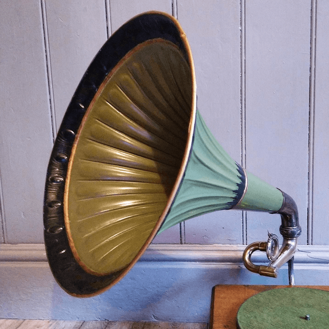 Swiss Horn Gramophone SOLD! 