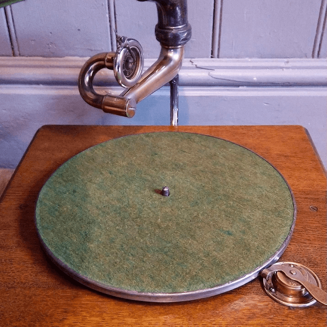 Swiss Horn Gramophone SOLD! 