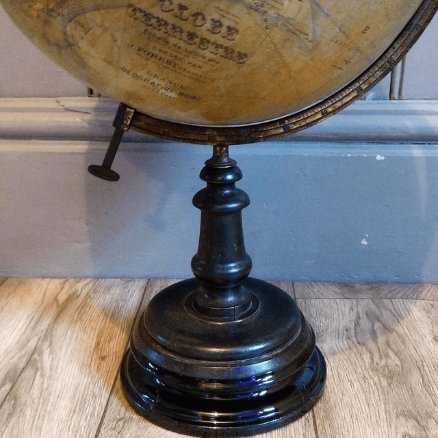 Antique J Forrest Globe