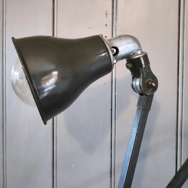 Invisiflex light